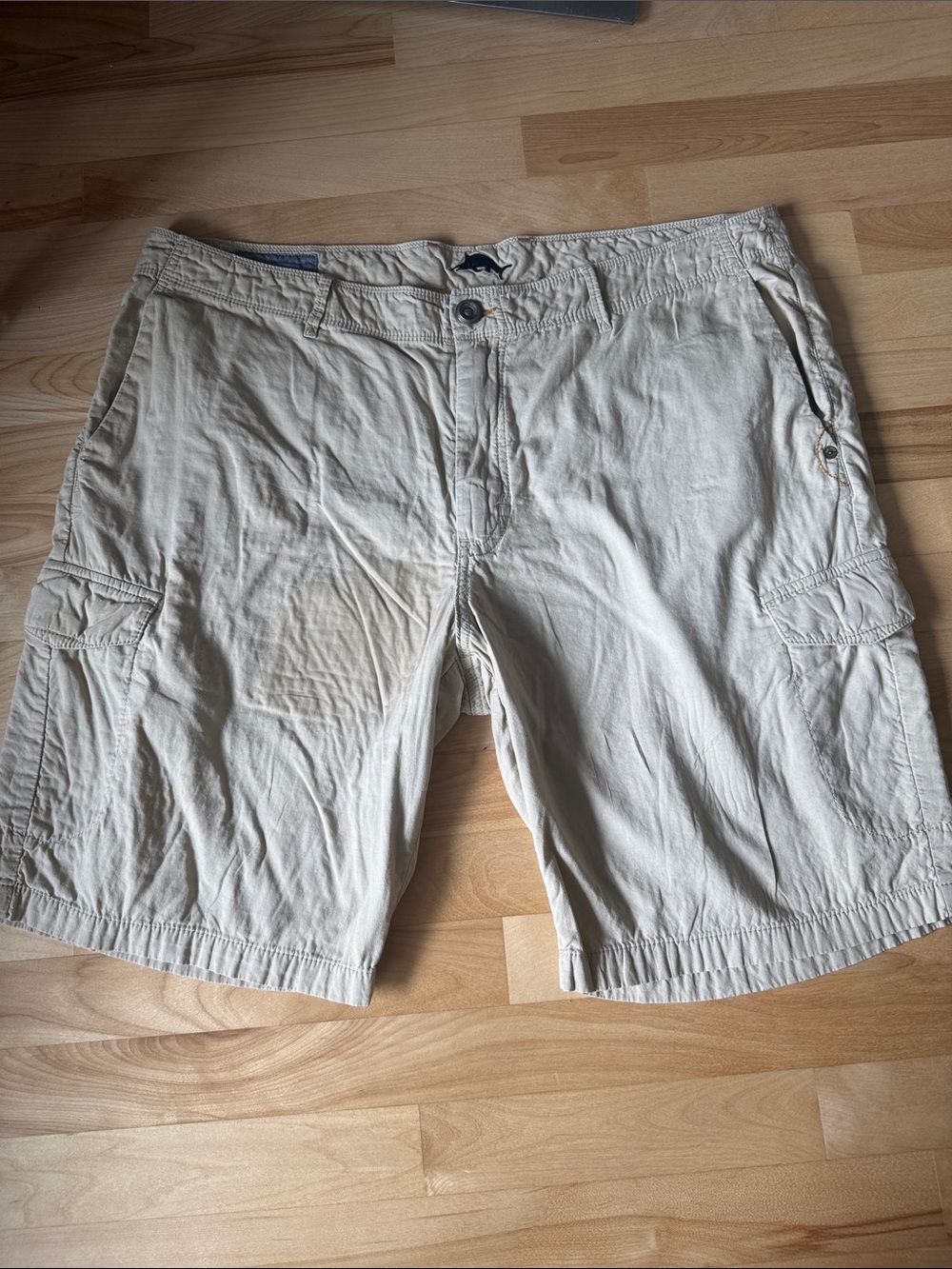Tommy Bahama Men's Cargo Shorts - Light Beige Size 40